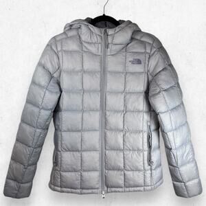 The North Face‎ Women's Medium ThermoBall Super Hoodie In Minimal Lavender Grey